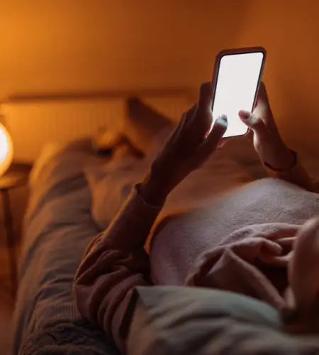 People baffled after realising they never see phones in their dreams