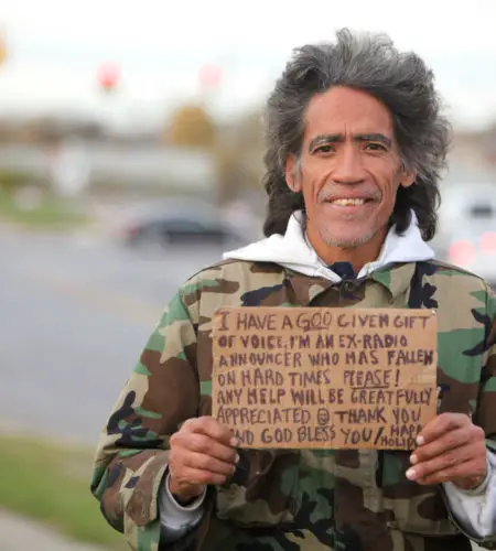 Homeless Man Whose Voice Ended Up Completely Changing His Life and Turned Him Into a Superstar